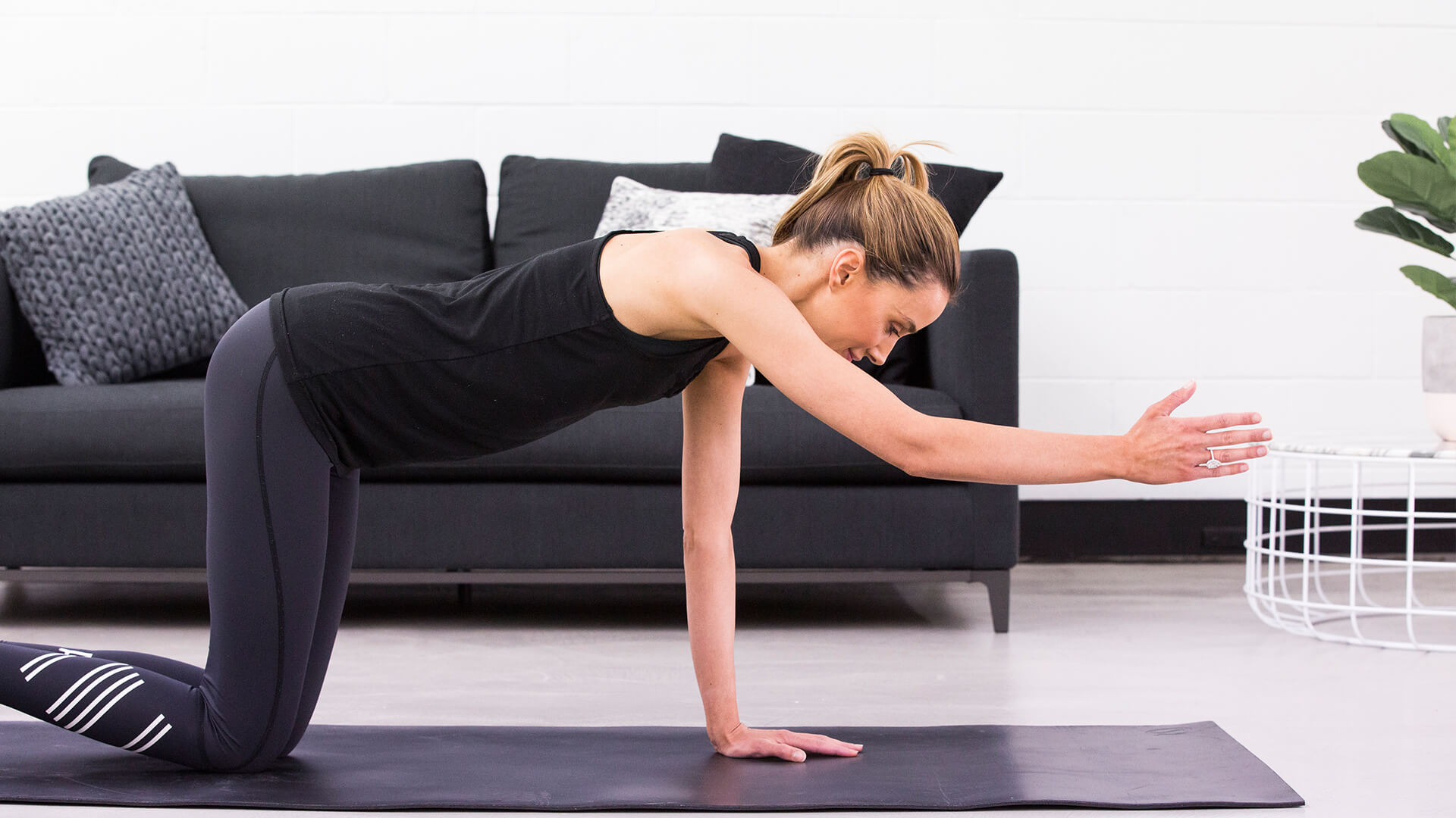 Single Arm Raise - Restore your Core with Shira Kramer